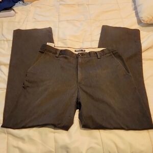 Men's gray Dockers D3 Easy Khaki,  size 32Wx34L